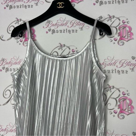 H&M pleated tank top ribbon tie straps silver shiny metallic disco πͺ© style - Picture 3 of 10